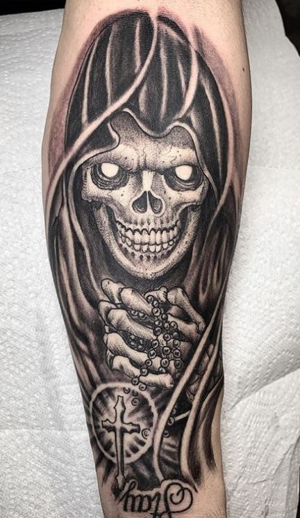 Awesome Grim Reaper Skull Tattoo On Right Back Shoulder