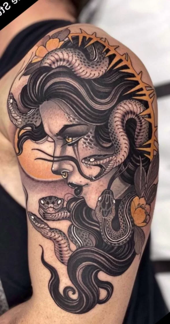 Medusa Neo-Traditional Tattoo - TATTOOGOTO